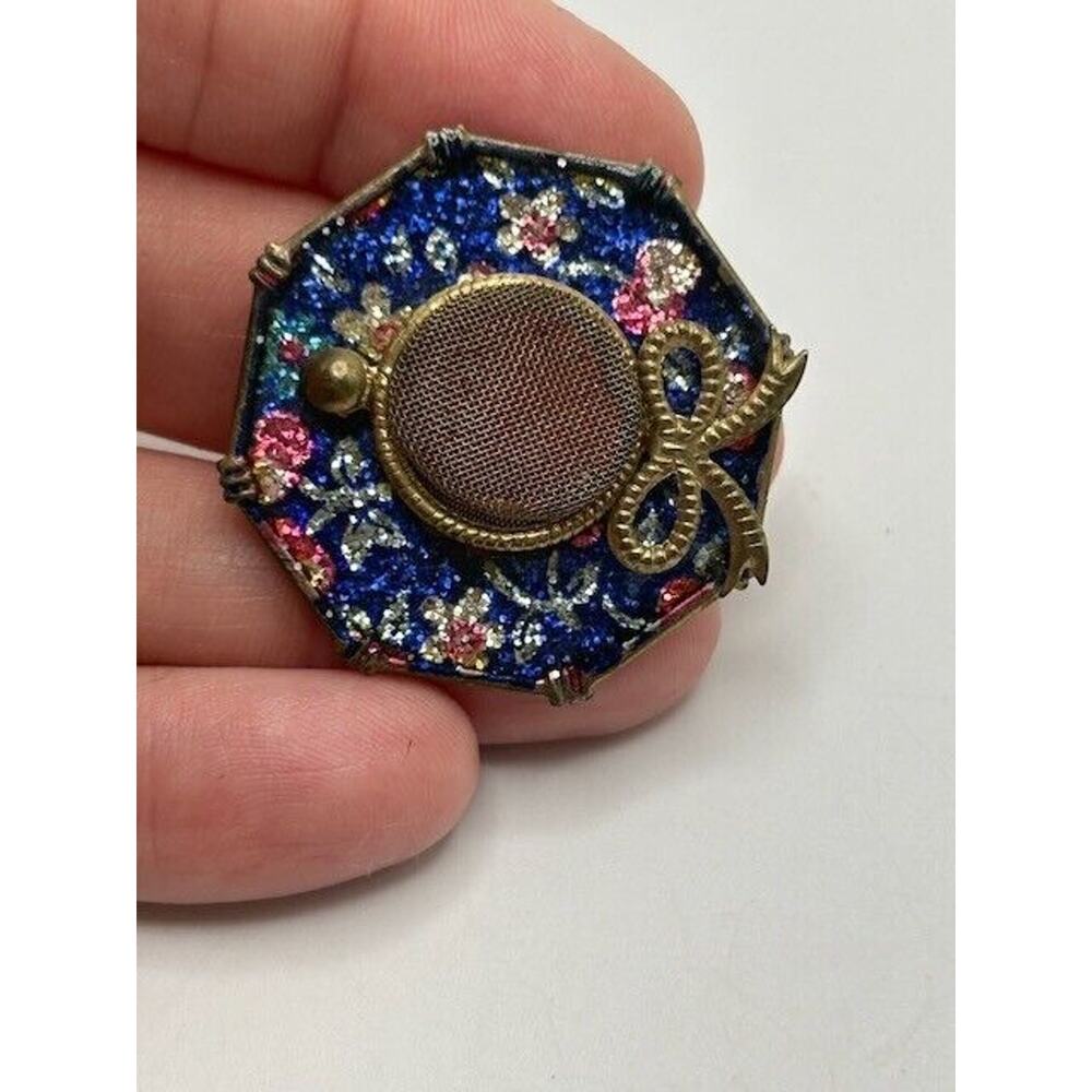 A Winter's Day In a Deep and Dark December Collection Hat Pin Brooch Blue - Picture 8 of 9